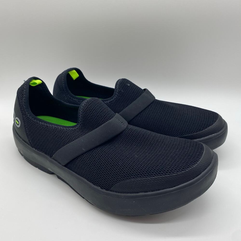 Oofos Black OOMG EEZEE Slip On Comfort Shoes Easy Orthopedic Women's size 9